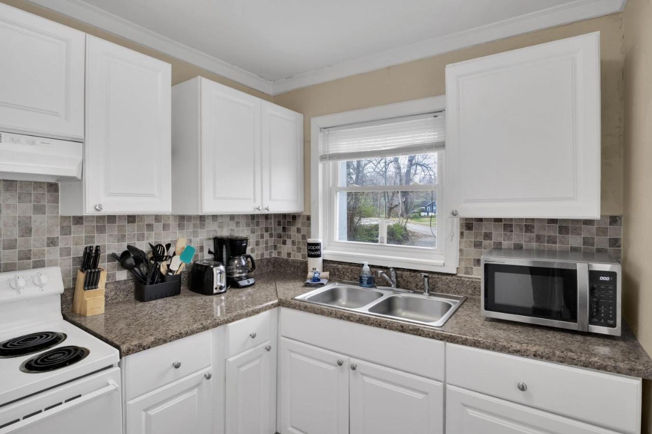 2-Bedroom Pet-Friendly Apartment In East Knoxville Exterior foto