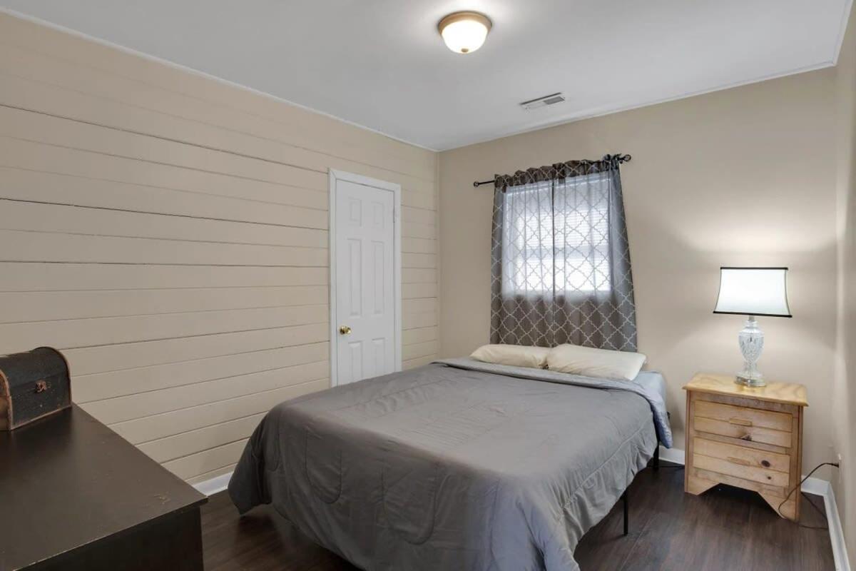 2-Bedroom Pet-Friendly Apartment In East Knoxville Exterior foto